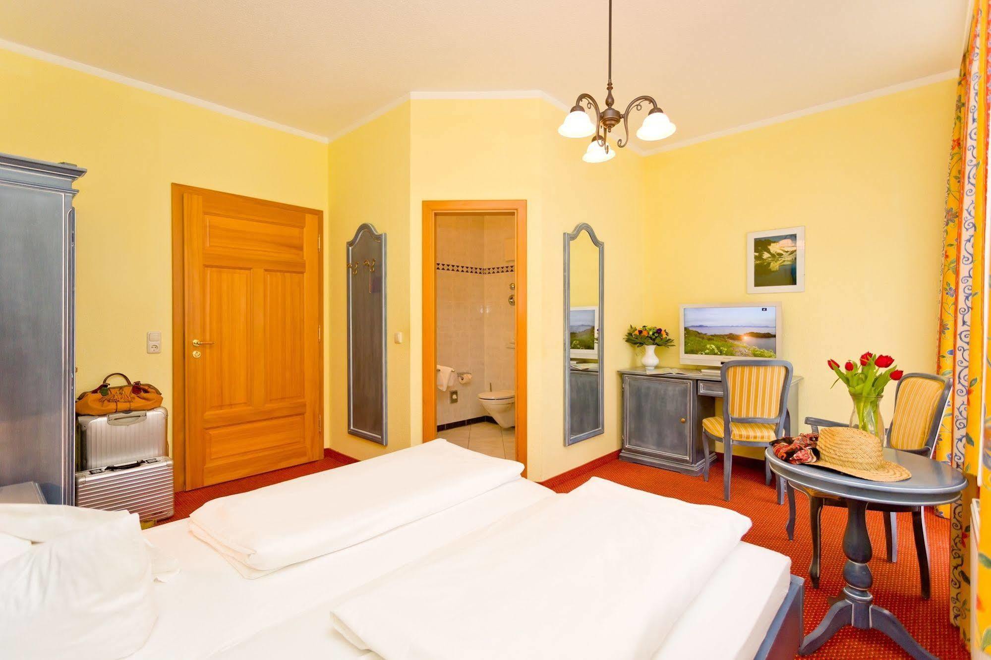 Hotel Garni Getreuer Eckart 빈츠 외부 사진