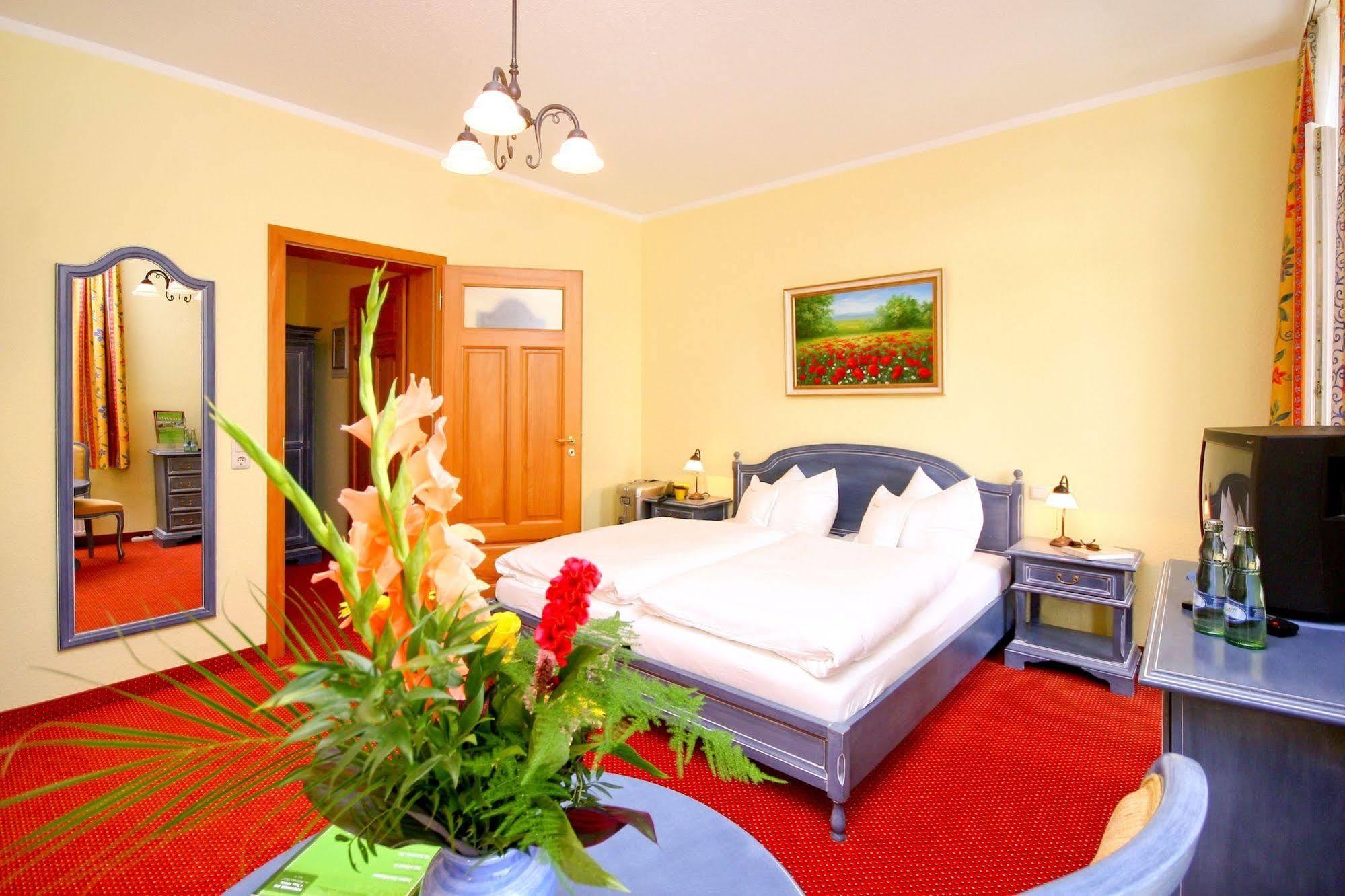 Hotel Garni Getreuer Eckart 빈츠 외부 사진